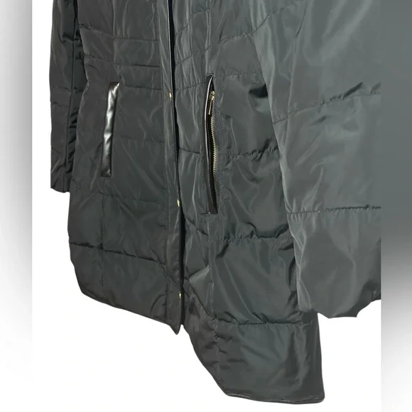 Cole Haan Puffer Coat Down Filled Faux Fur Collar Hidden Hood Blk Sz M Like New - Picture 12 of 15